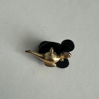 Tiny Kingdom Aladdins Gold Lamp - Aladdin Disney Pin E0