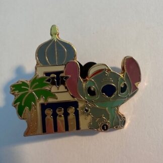Tokyo Disney Resort Game Prize Pin with Palace Stitch (D8)