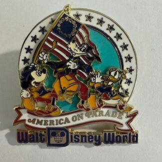 WDW Patriotic Mickey Goofy Donald Fab 3 America on Parade 2021 Disney Pin F2