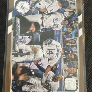 2021 Topps Gold #201 Los Angeles Dodgers Team Card /2021