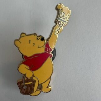 DISNEY DLR MICKEY'S ALL AMERICAN PIN QUEST WINNIE THE POOH PIN LE 2500 (A1)