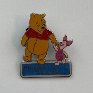 DL Friendship Day 2001 Pooh Piglet Winnie The Pooh Disney Pin (B0)