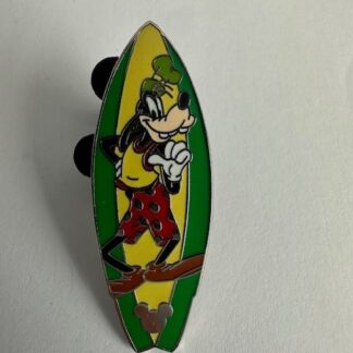DLR - Goofy - Surfboard - Cast Lanyard Series 3 2005 Disney Pin E1