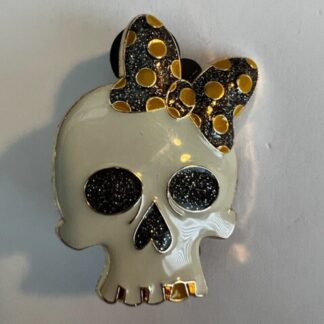DS Main Attraction Minnie Pirates Of The Caribbean Skull Now Disney Pin (B5)