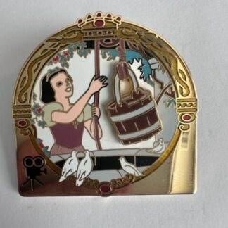 Disney Walt's Classic Collection Snow White & Seven Dwarfs Wishing Well Pin (A2)