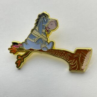 Disney Winnie the Pooh Halloween Tree Mystery Pin Loungefly Eeyore Mummy H8