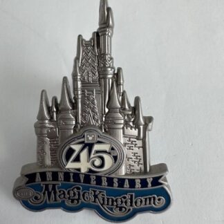 Disney World Pin Magic Kingdom 45th Anniversary Cinderella's Castle 2016 (D3)