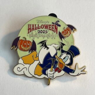 JDS Japan Donald Duck Scared Halloween 2005 Happy Trick Party LE Disney Pin (A6)