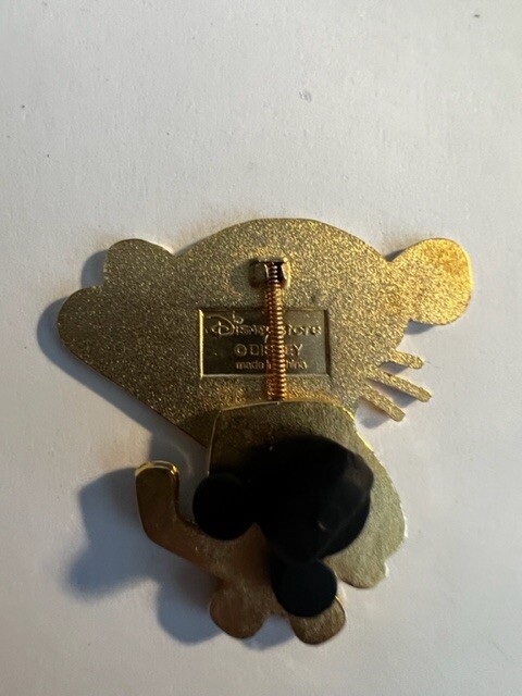 JSS Japan Tigger Bobblehead Winnie The Pooh Disney Pin (A3) - Image 3