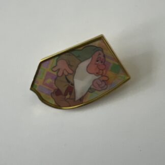 Loungefly Disney Snow White 7 Dwarfs Lenticular Apple Puzzle Pin Sneezy F3