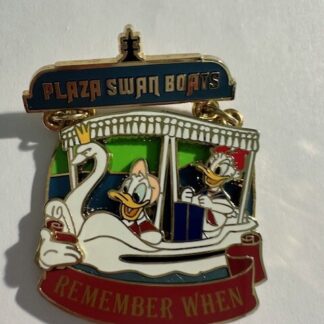 WDW Donald And Daisy Plaza Swan Boat White Glove Remember When  Disney Pin (E6)