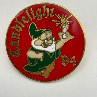 DLR Disney Candlelight Doc Dwarf Dwarfs CAST Member Pin H1