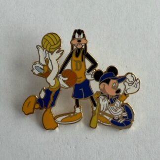 DLR Mickey Donald Goofy Cast Exclusive Sports 2004 Basketball Disney Pin H1