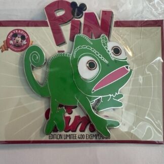 DLRP DLP Disney Paris Pin Trading Time Tangled Rapunzel Pascal Pin LE 400 (B)