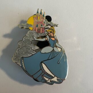 Disney Auction P.I.N.S Cinderlla Dream Castle Flawed LE 500 Disney Pin (B6)