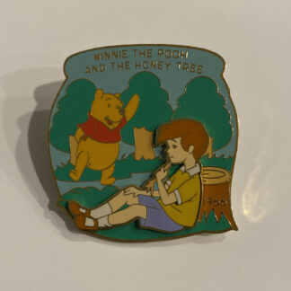 Disney Japan History of Art Winnie the Pooh and the Honey Tree 1966 LE Pin A6