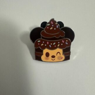 Disney - Munchling Mystery Pin - Mickey Mouse - Mocha Chocolate Cake (E8)
