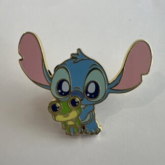 Disney Our Universe Stitch Baby Pin Blind Box - Stitch Holding Frog F4