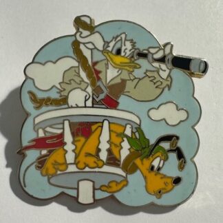 Disney Pin - Donald Duck and Pluto Pirates Starter Pin (E8)
