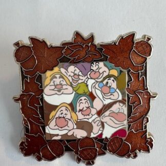 Disney Pin Family Portraits Reveal/Conceal Mystery Seven Dwarfs LR (C0)