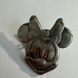 Disney Pin - Minnie Mouse Monogram Pewter Pin (Silver Minnie with Bow) (A4)