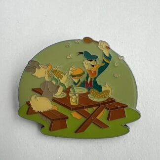 Disney Shopping Store Spectacular Barbecue BBQ Donald Daisy Duck Picnic Pin F3