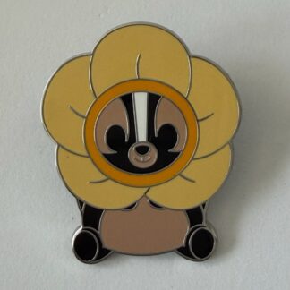 Flower Wearing a Yellow Daisy Hat - Mini Mix-Its Mystery 2026 Disney Pin H5