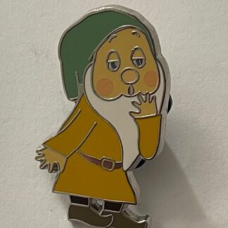 HKDL Hong Kong Hidden Mickey Games Snow White Seven Dwarfs Sleepy Disney Pin (D1
