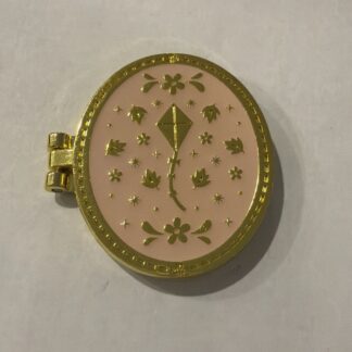 Loungefly Winnie The Pooh Portrait Hinged Locket Disney Pin Piglet D5