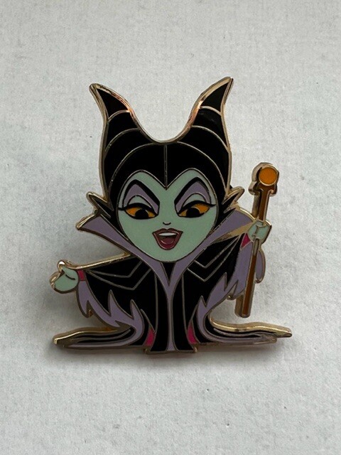 Monogram Villains Cute Blind Box Maleficent Sleeping Disney Pin LE 600 (A2)