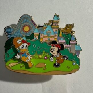 SDR LE 300 Mickey Donald California DCA Shanghai Disney Pin Trading Day 2024 (C1