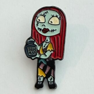 Sally Nightmare Before Christmas Holding Dead Night Horror Disney Pin H0