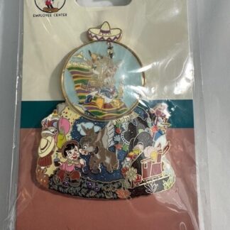 Three Caballeros Donald Duck DEC Disney Employee Center Snow Globe LE 250 Pin (B