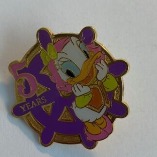 Tokyo Disney Sea TDS 5th Anniversary Game Prize Season 3 Daisy Disney Pin (B3)