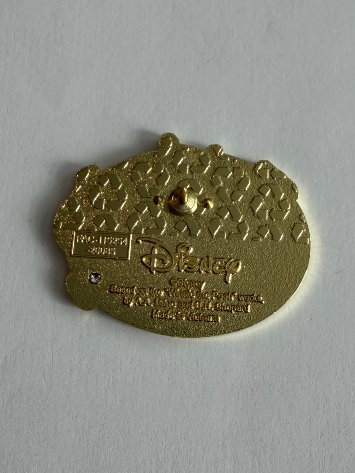 Uncas - Tigger - Classic Winnie the Pooh Mystery 2026 Disney Pin H8 - Image 2