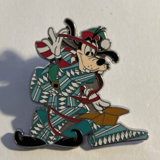2020 Disney Parks Holiday Christmas Goofy Gift Wrap Pin (C2)