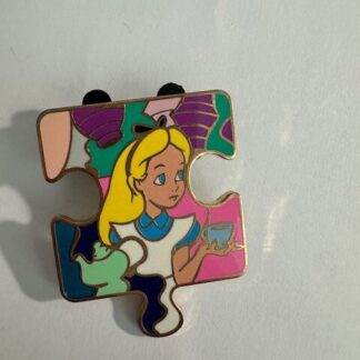 Character Connection Puzzle Mystery Alice In Wonderland Disney Pin (A3)