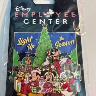 DEC Light Up The Season Christmas Mickey Minnie Donald Goofy  Disney Pin (B)