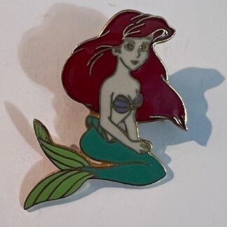 DISNEY THE LITTLE MERMAID ARIEL SITTING PIN (D1)