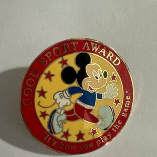 DISNEY WDW GOOD SPORT AWARD MICKEY MOUSE PIN (E7)