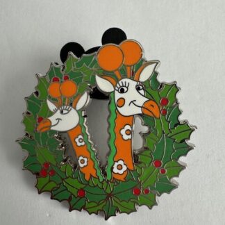 DL Giraffes Small World Animals Christmas Wreath Disney Pin (E1)