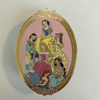 Disney Auctions Pin LE 1000 Princess Cameo Group Frame Ariel Belle Mulan Snow A7