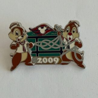 Disney Cruise Line® - Chip and Dale all wrapped up 2009 Disney Pin A8