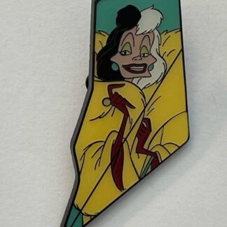 Disney Loungefly Villains Cruella Fragment Puzzle Pin (C8)