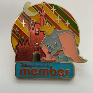 Disney Pin 2022 Disney Vacation Club Member LR Pin Dumbo and Castle F3