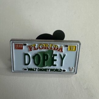 Disney Pin DOPEY Dwarves Snow White Florida License Plate Hidden Mickey Cast (E9