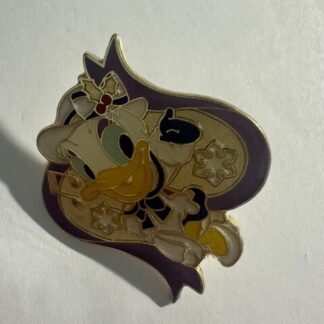 Disney Pin TDR Daisy Duck Musical Game Prize Christmas Tokyo Disneyland (D2)