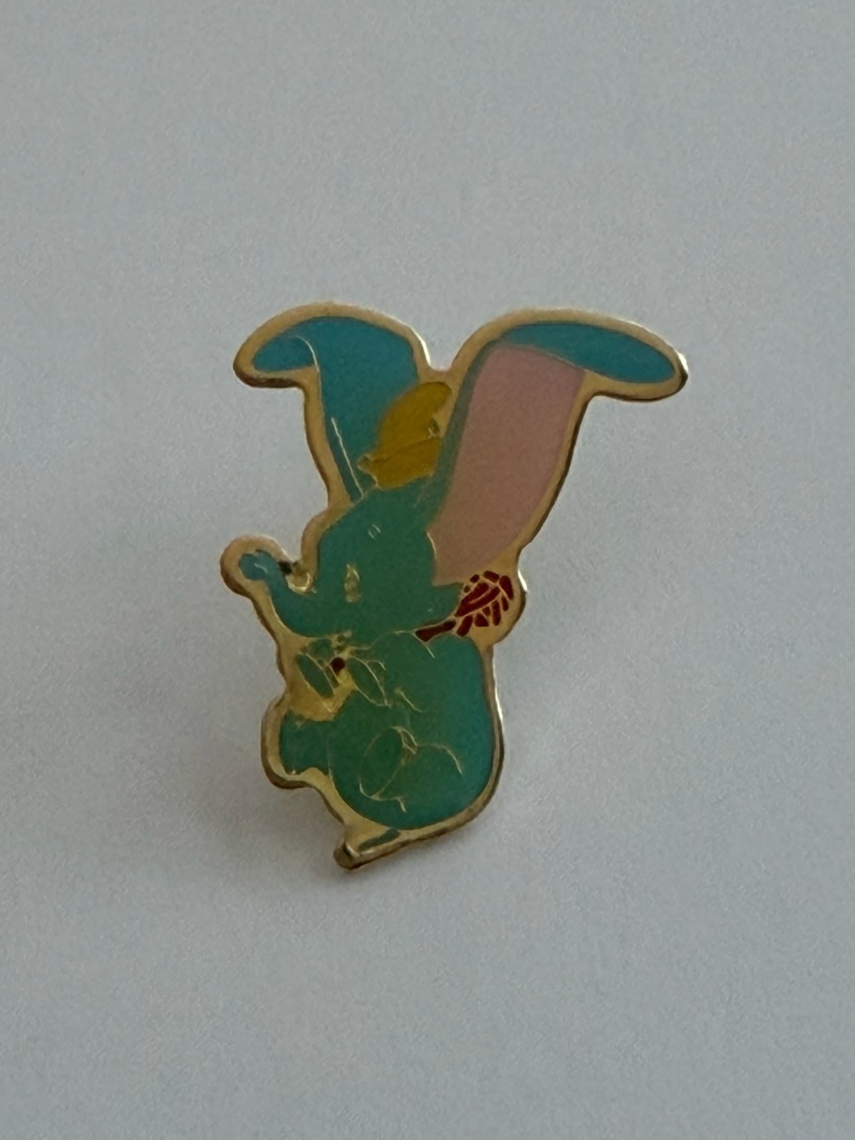 JDS - Dumbo - Flying Ears Up - From a Mini 3 Pin Set 2003 Disney Pin H6