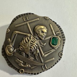 PIRATES of the CARIBBEAN Jeweled DOUBLOON COIN 2006 Disney Pin F1