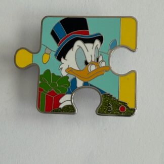 Scrooge McDuck Chaser Mickey Holidays Puzzle Mystery LE 100 2023 Disney Pin E6